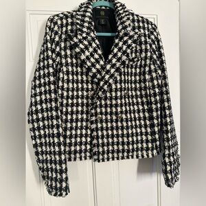 Brand new without tags House of Harlow houndstooth jacket